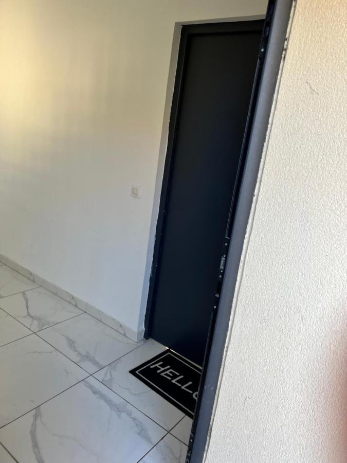 Appartement F3 ,2 Bedrooms With Parking Aeroport Orly A 20Mn サン・ミシェル・シュル・オルジュ エクステリア 写真